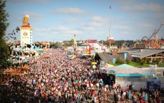 Fotografia zo zájazdu BMW svet v Mníchove a ochutnávka bavorského piva (OKTOBERFEST).